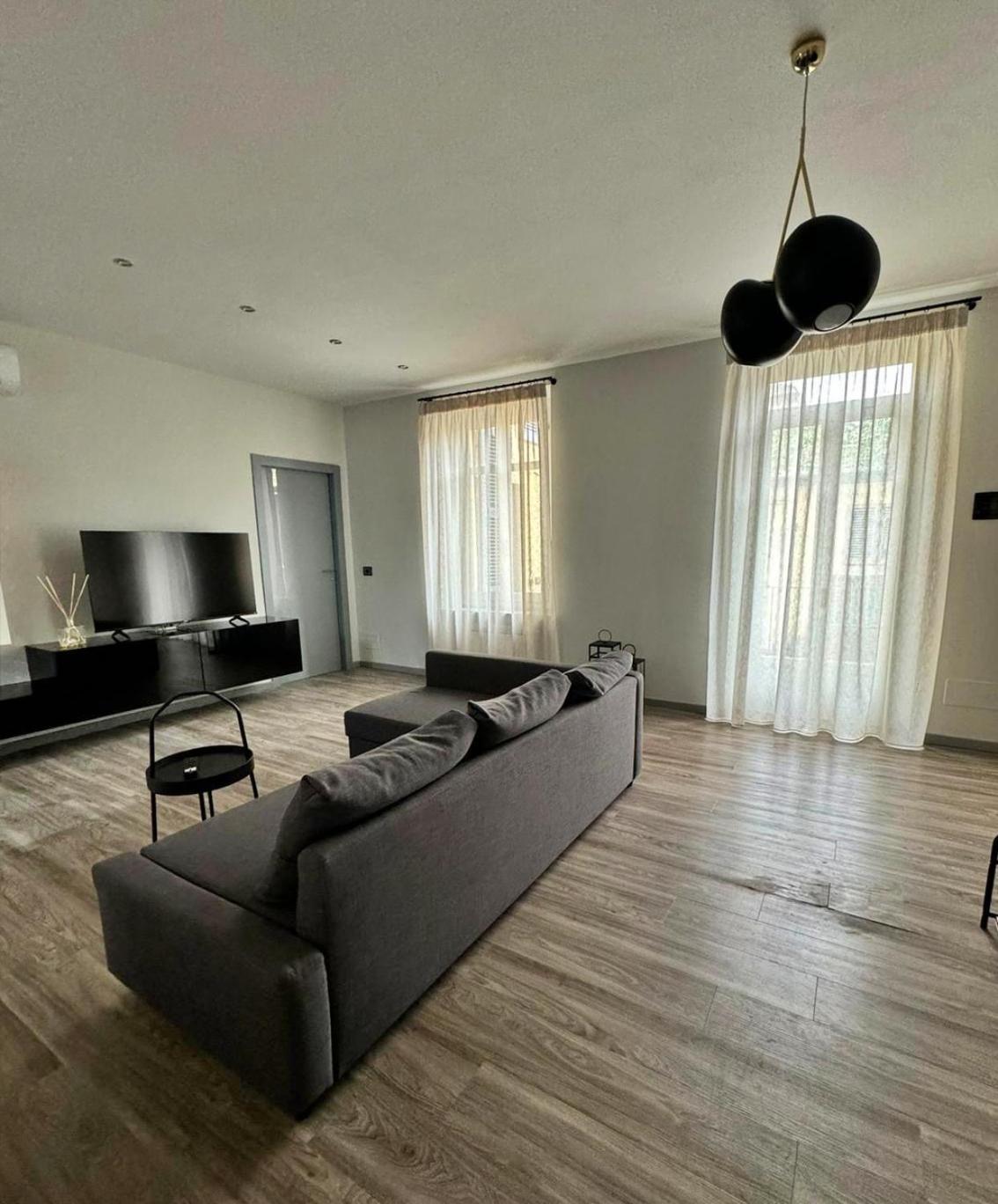 Apartament Le Tre Ca', Ca' Cecilia, Ca' Nina, Ca' Vittoria Asti Zewnętrze zdjęcie